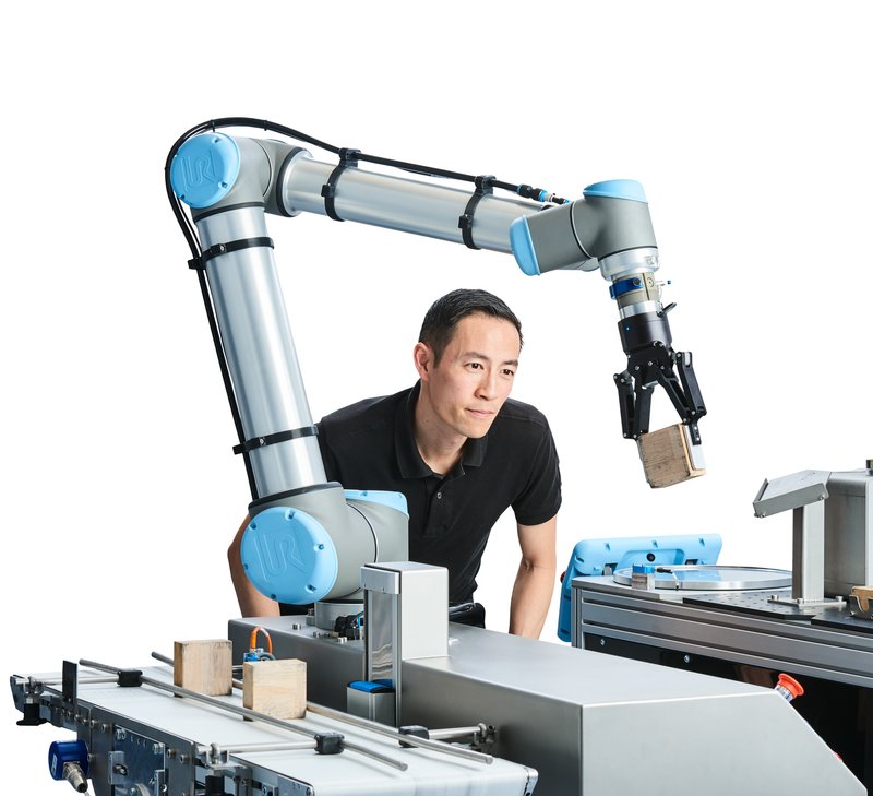 Collaborative robots. Коллаборативный робот. Коллаборативный манипулятор. Universal Robots автоматизация загрузки фрезерного станка. Коллаборативный робот jaka.